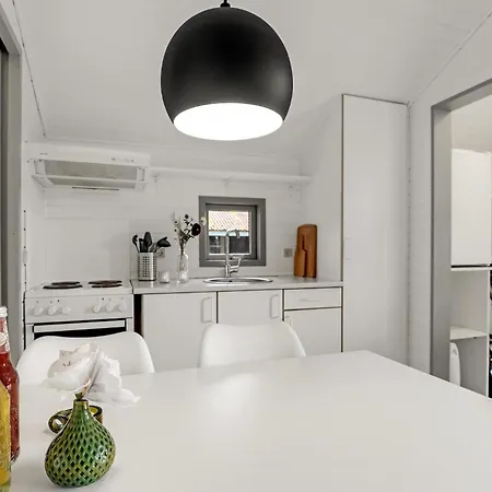 2 Bedroom Awesome In * Neksø
