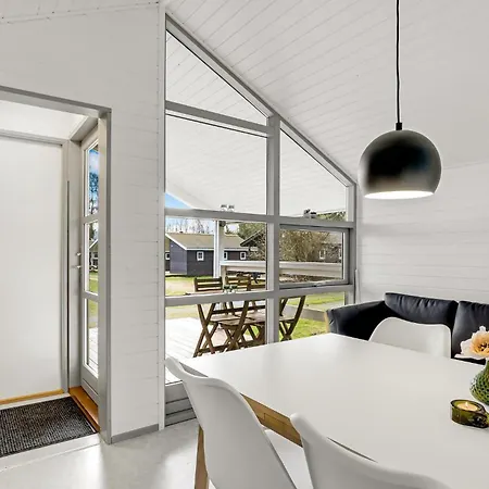 2 Bedroom Awesome In * Neksø